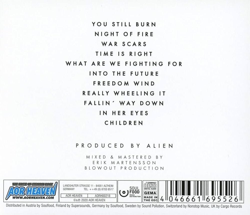 Into The Future: Alien: Amazon.ca: Music